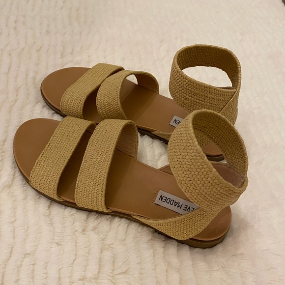 steve madden sandals - Picture 3 of 4